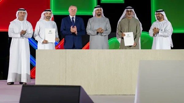 ذياب بن محمد بن زايد يشهد توقيع اتفاقية بين مجلس الإمارات للتنمية المتوازنة واللجنة العليا المنظِّمة لـ«ألعاب الماسترز أبوظبي 2026»