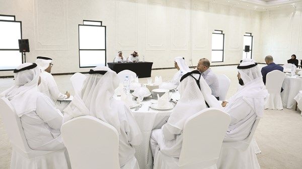 «خيرية الشارقة» تبحث آليات تطوير وتعزيز نتائج الحملة الرمضانية المقبلة