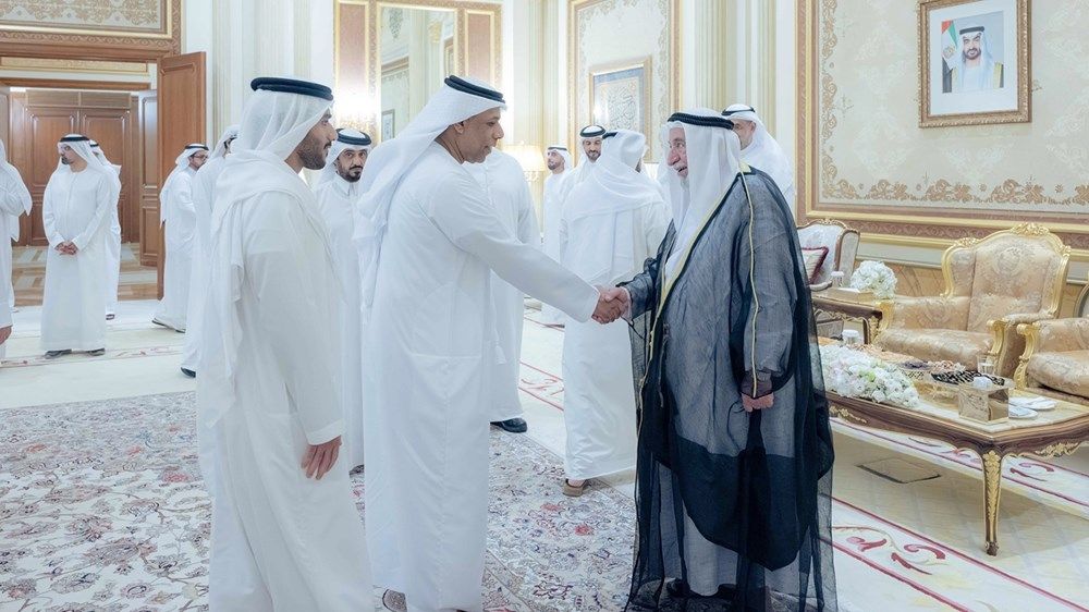 حاكم الشارقة يستقبل المهنئين بشهر رمضان المبارك