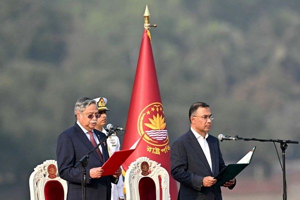 طارق رحمن يؤدي اليمين رئيساً لوزراء بنجلاديش