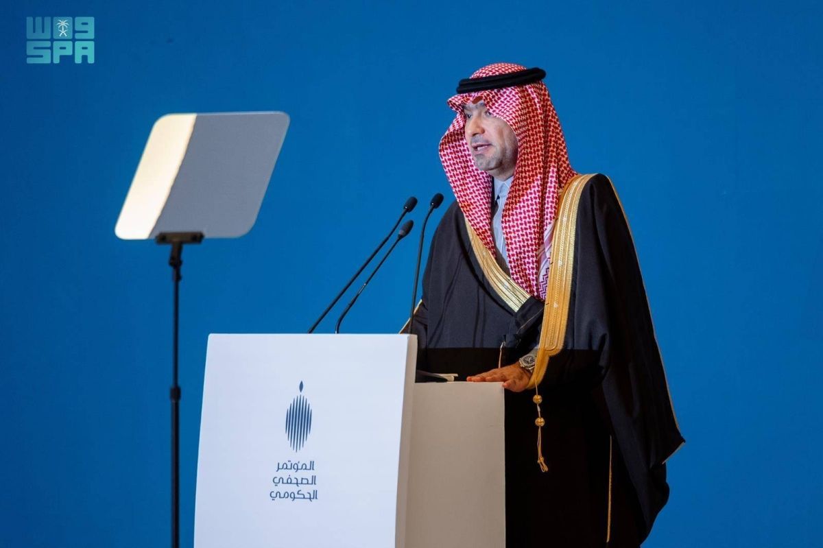 وزير الإسكان: خدمة التوقيع الالكتروني أسهمت في تقليص رحلة التملك إلى يومين