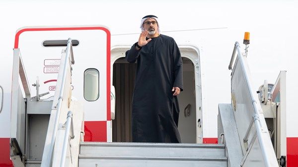 ولي عهد أبوظبي يختتم زيارته إلى جمهورية الهند