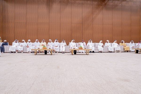 محمد بن سعود يعزي في وفاة الشيخة بخيتة سيف الكتبي