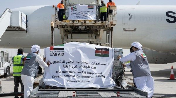 الإمارات ترسل 30 طنا من المساعدات الغذائية لدعم المتضررين من الجفاف في كينيا
