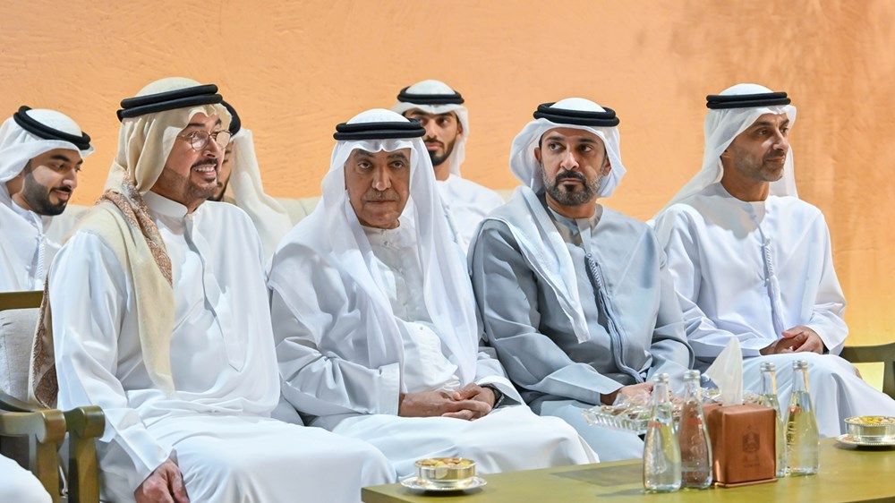 حاكم عجمان وولي عهده يستقبلان وزير الثقافة والمهنئين بالشهر الفضيل