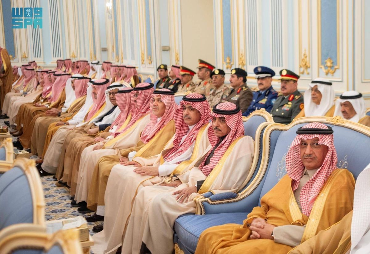 ولي العهد يستقبل المهنئين بشهر رمضان المبارك