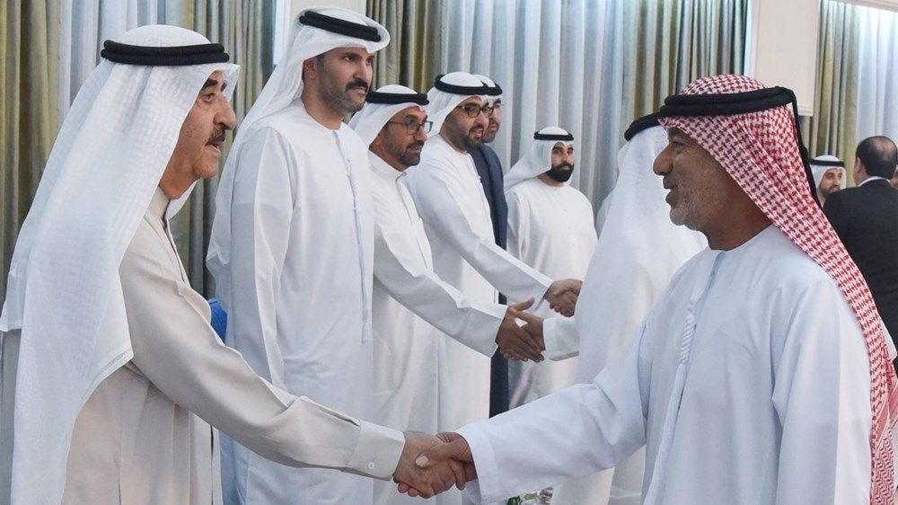 حاكم أم القيوين يستقبل رئيس الهيئة العامة للشؤون الإسلامية وجموع المهنئين بشهر رمضان