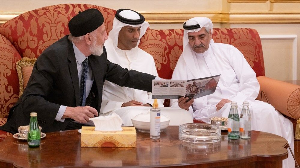 حمد الشرقي يستقبل حميد بن أحمد المعلا وفريق وزارة الخارجية والمهنئين بشهر رمضان بحضور ولي عهد الفجيرة