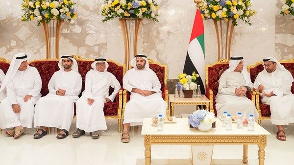 سعود بن صقر يواصل استقبال المهنئين بشهر رمضان المبارك