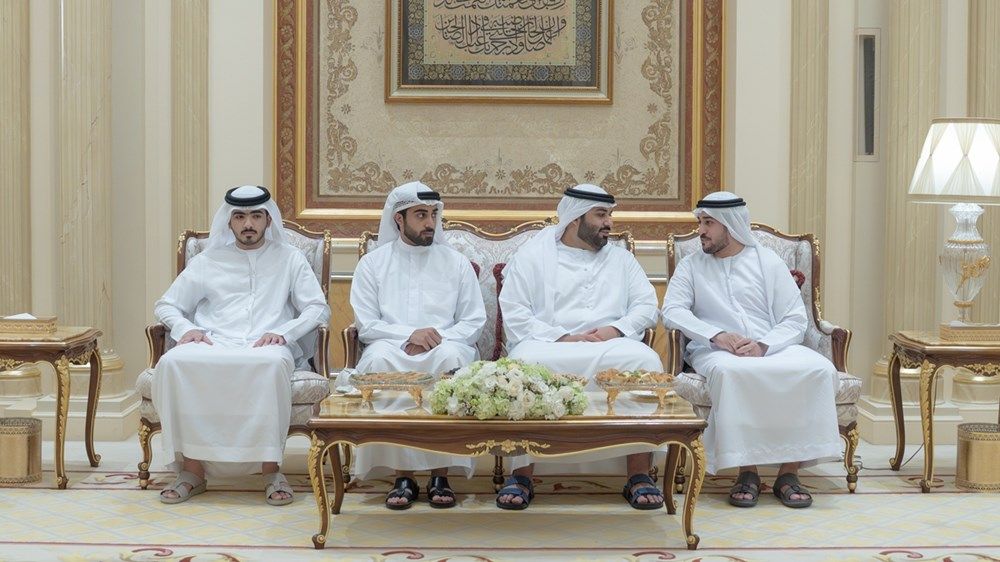 حاكم الشارقة يستقبل المهنئين بشهر رمضان المبارك