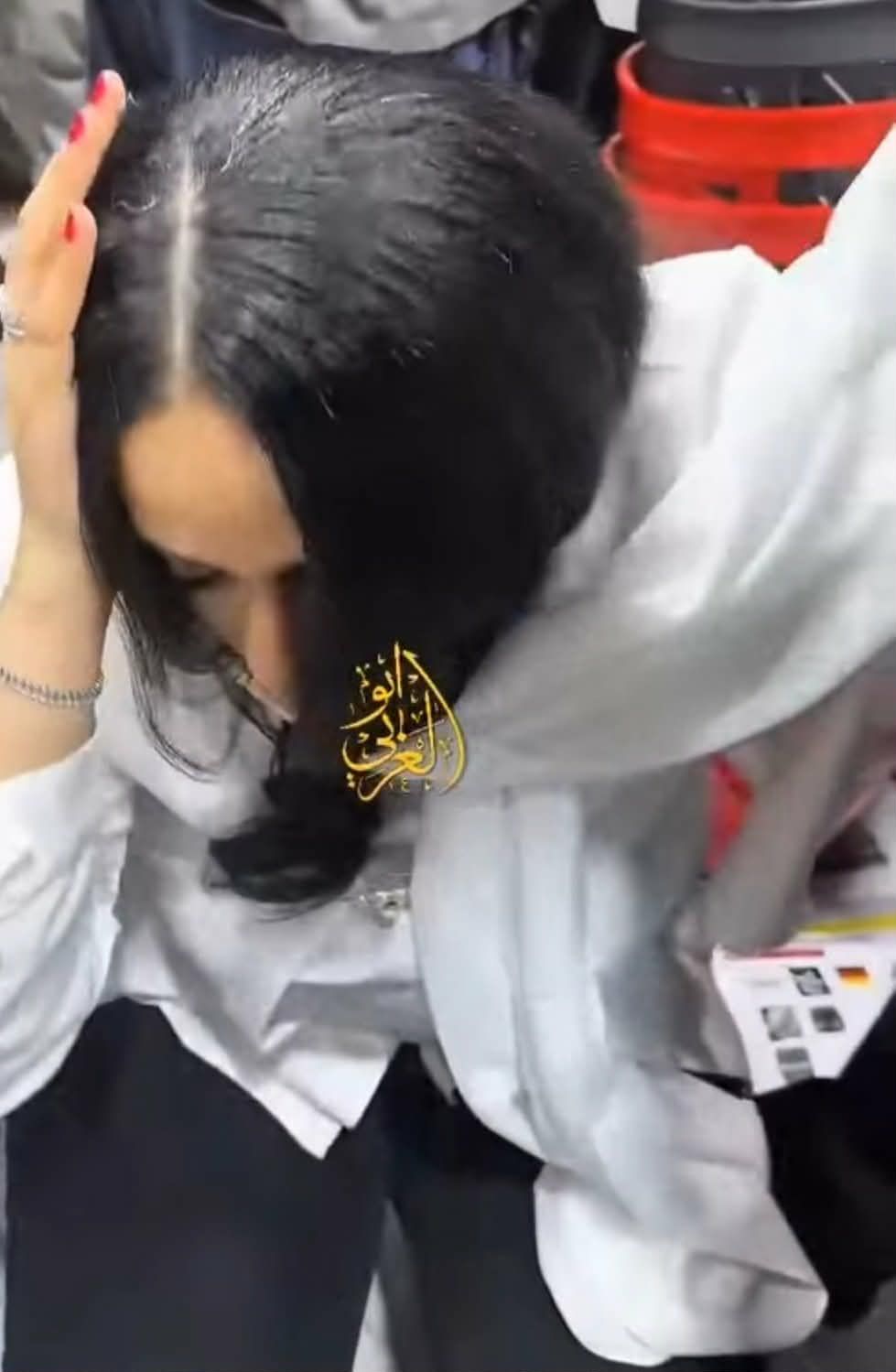 شاهد بالفيديو.. المودل آية أفرو تكشف أسباب انهيارها وسقوطها على الأرض في إحدى الفعاليات: (جاني هبوط عشان فطرت كويس)