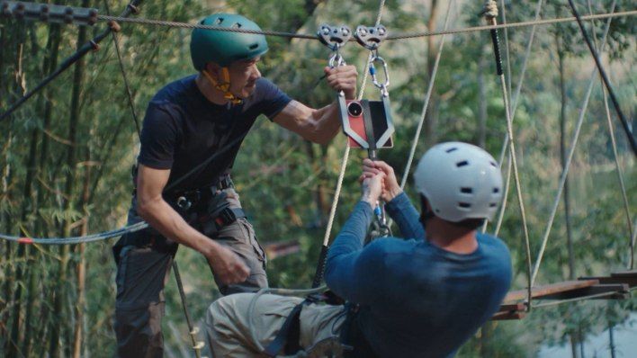 تكنولوجيا: هاتف HONOR Magic V6 يضع معياراً جديداً لمتانة الهواتف القابلة للطي بفضل حصوله على تصنيفي IP68 وIP69