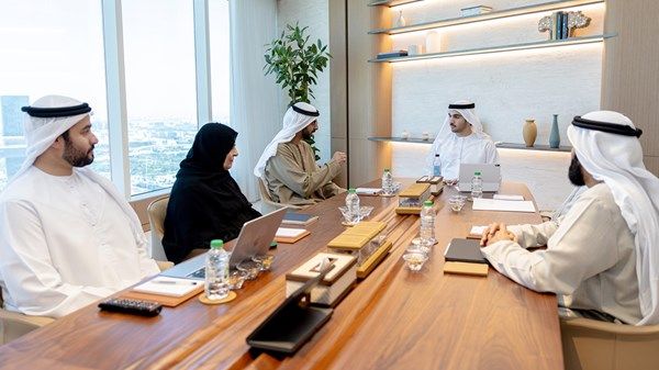 محمد بن راشد بن محمد بن راشد يترأس الاجتماع الأول للجنة الإشرافية لقُرى راشد