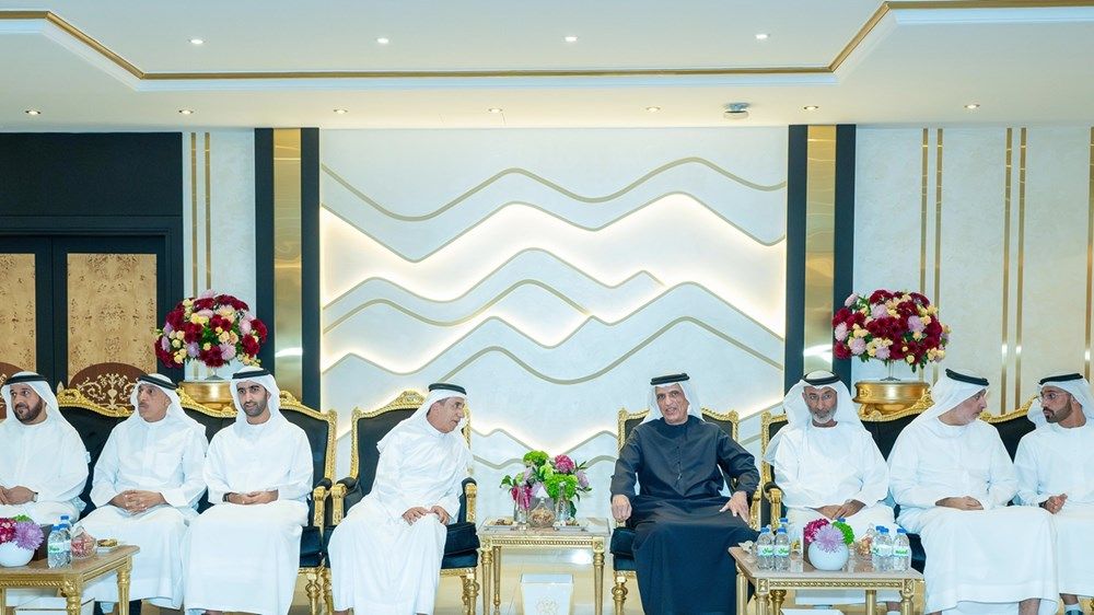 سعود بن صقر يواصل استقبال المهنئين بشهر رمضان المبارك