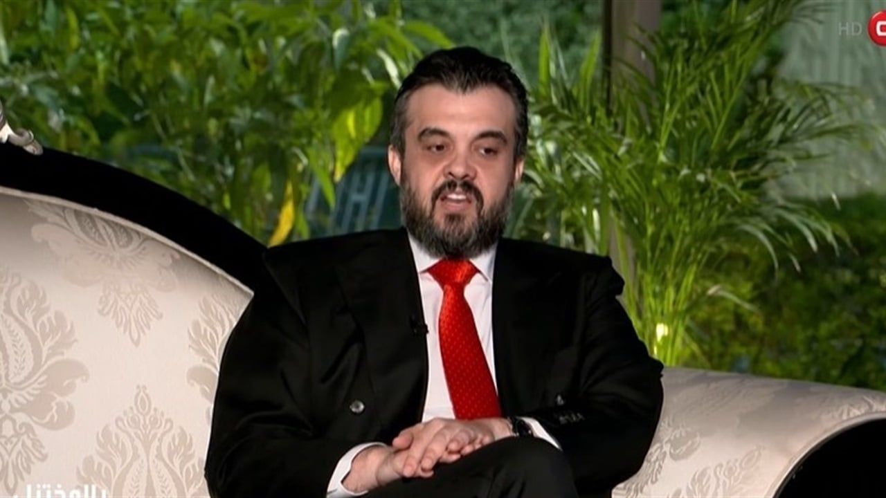 قوة أمنية خاصة تداهم منزل يزن مشعان الجبوري وتقتاده إلى جهةٍ مجهولة