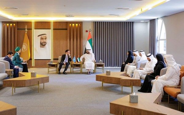 جامعة محمد بن زايد للعلوم الإنسانية تبحث التعاون مع المؤسسات الأكاديمية في كازاخستان