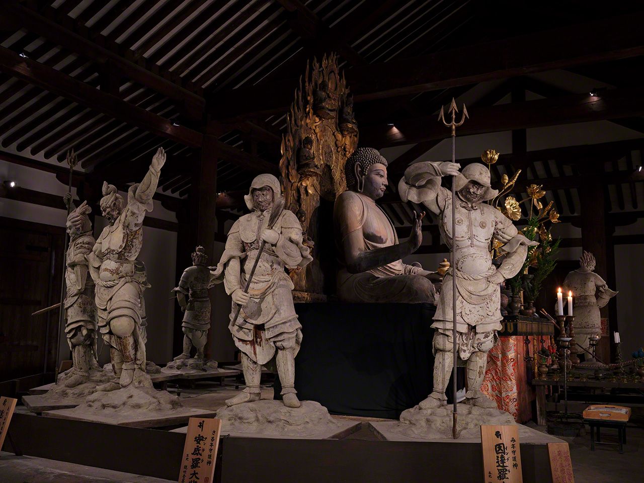 اليابان | الجنرالات السماويون الاثنا عشر في معبد شين-ياكوشيجي