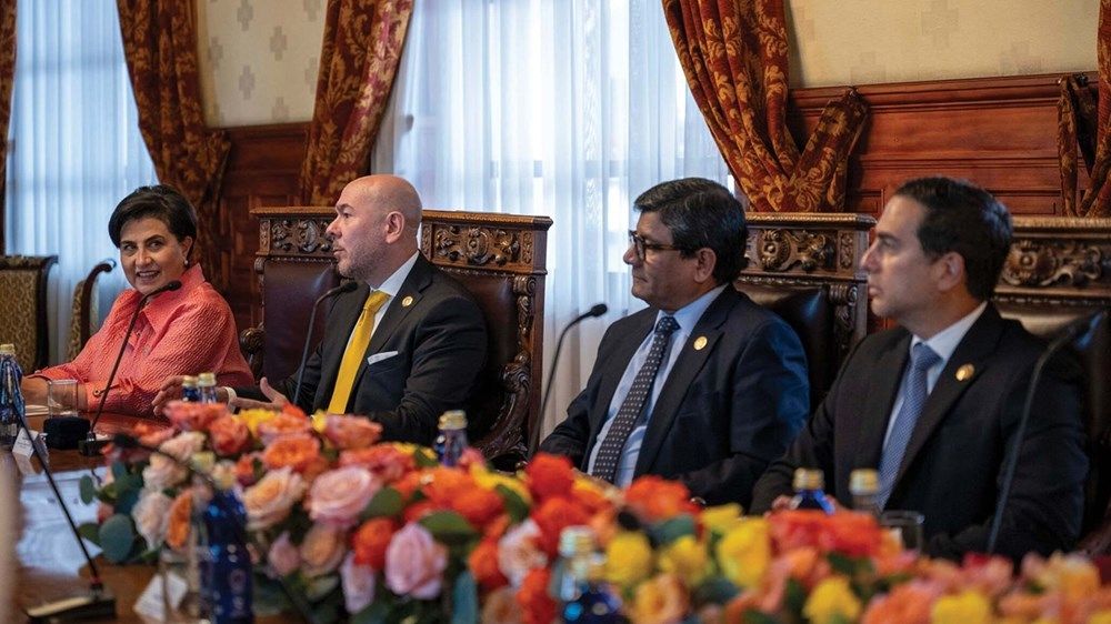 ولي عهد أبوظبي ورئيس الإكوادور يبحثان تعزيز التعاون الثنائي تزامناً مع الإعلان عن اتفاقية الشراكة الاقتصادية الشاملة بين البلدين