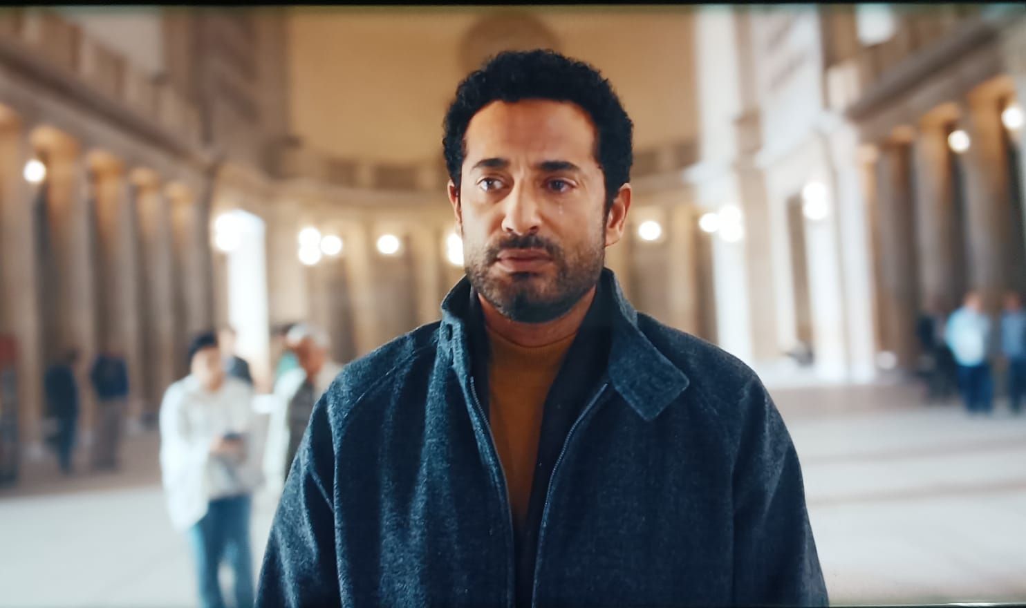 متابعة: عمرو سعد يواجه الخيانة والاتهام في الحلقة ١٢ من “إفراج”