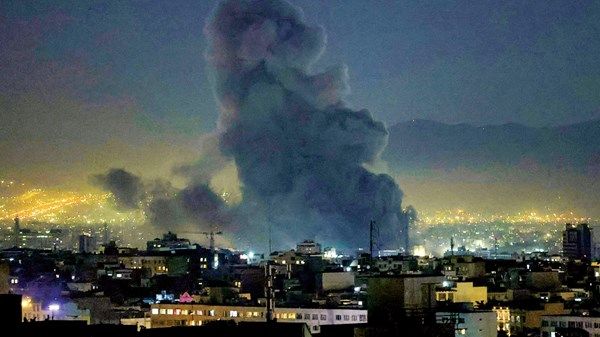 ترامب: القيادة الجديدة لإيران ترغب في استئناف المفاوضات