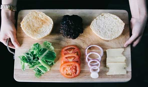 النظام الغذائي النباتي يقلل من خطر الإصابة بخمسة أنواع من السرطان