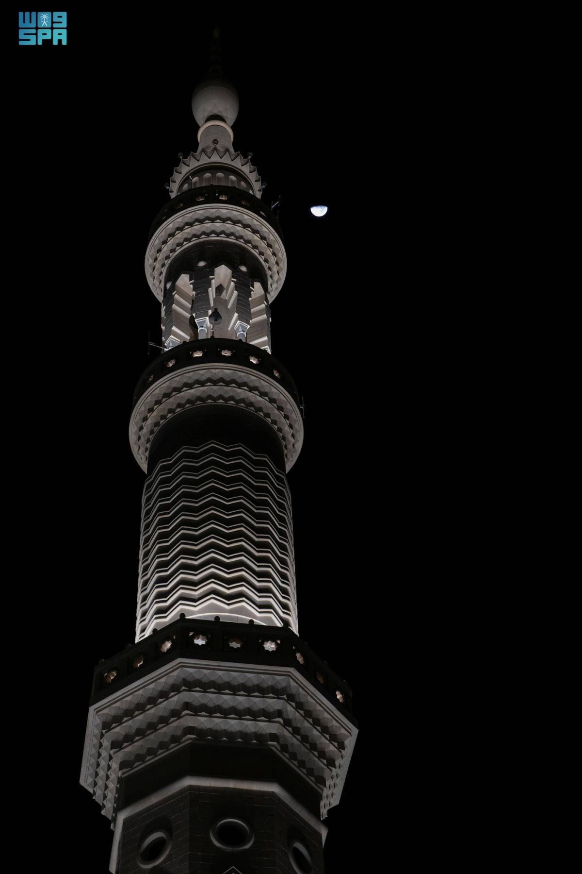 مآذن المسجد النبوي.. تطور معماري يعكس امتداد العناية عبر العصور