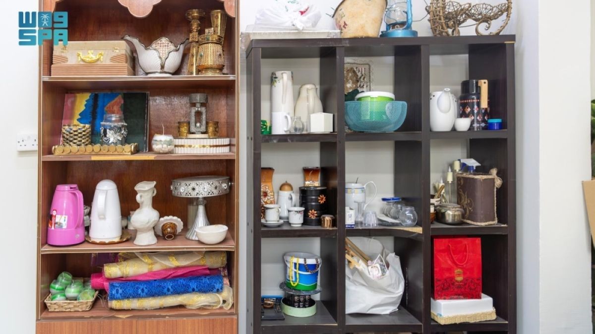 جمعية حلل الخير.. بنك اجتماعي 
يقدم منتجات لدعم الأسر المحتاجة بالجوف