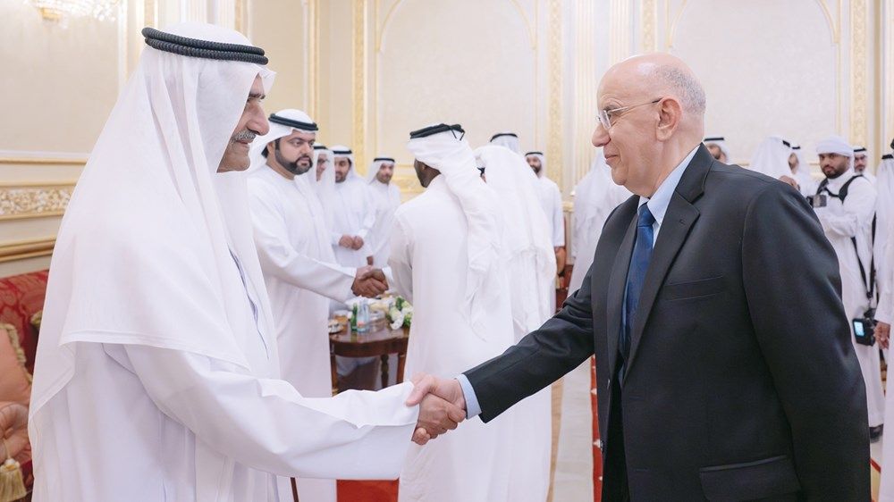 الحكام يواصلون استقبال المهنئين بشهر رمضان المبارك