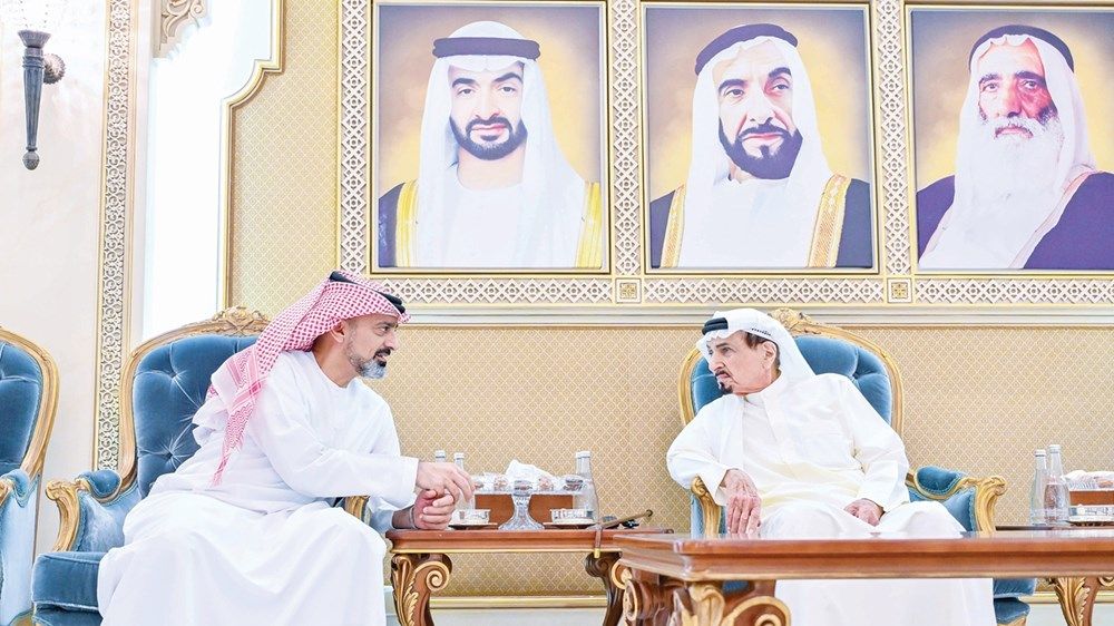 حاكما عجمان وأم القيوين يواصلان استقبال المهنئين بشهر رمضان المبارك