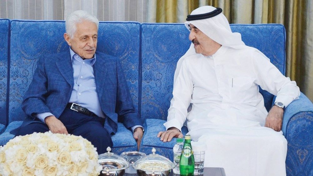 حاكما عجمان وأم القيوين يواصلان استقبال المهنئين بشهر رمضان المبارك