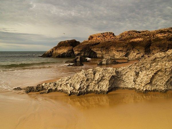 قتلى جراء انهيار رصيف بحري شمال إسبانيا