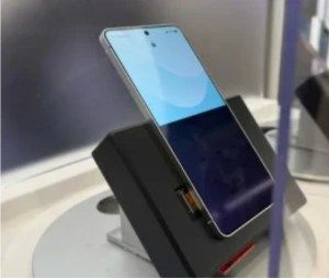 تكنولوجيا: سامسونج تستعرض الجيل الثاني من شاشة الخصوصية لهاتف Galaxy S27 Ultra بتخصيص أكبر #MWC2026