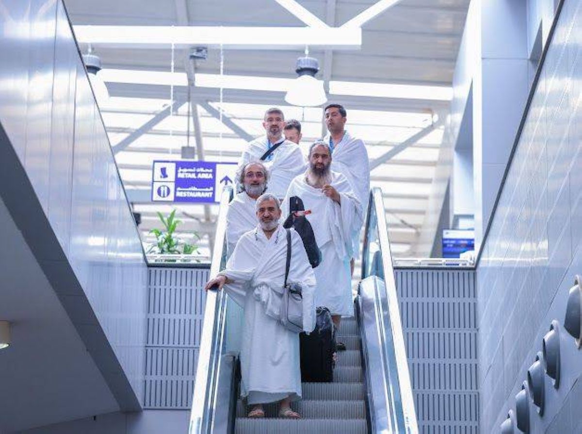 مطار الملك عبدالعزيز الدولي: بوابة الرحلات العملاقة تتألق بأرقام قياسية