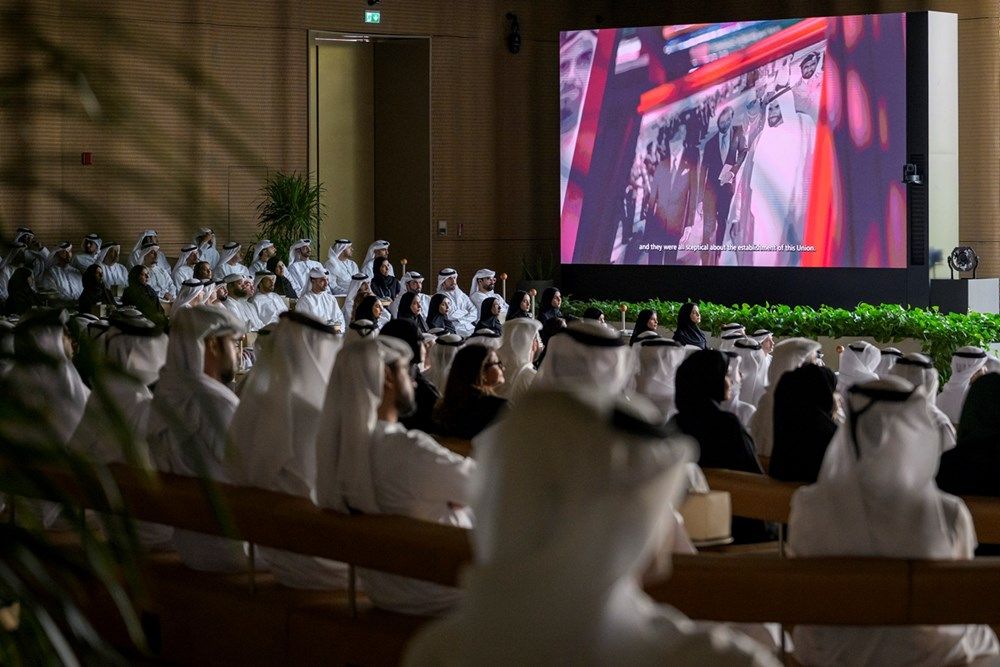 شهدها نهيان بن زايد.. مجلس محمد بن زايد ينظم جلسة "دروس من فكر الوالد المؤسس في التعاون"