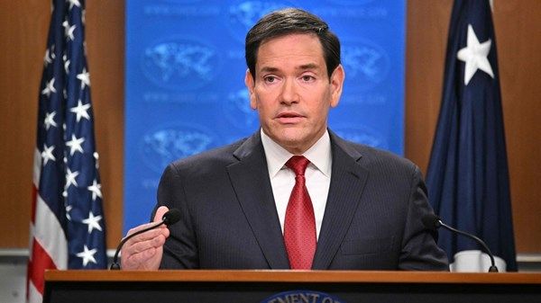 وزيرا خارجية تركيا وأميركا يبحثان التطورات في المنطقة