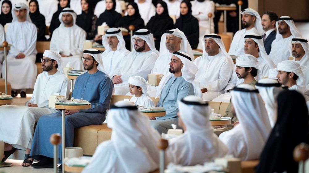 نظمها مجلس محمد بن زايد.. سيف بن زايد يشهد جلسة تحت عنوان «الشيخ زايد والرؤية الإنسانية العالمية لدولة الإمارات»