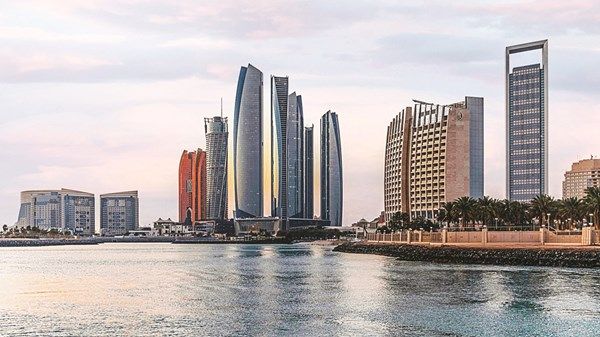 «سياحة أبوظبي»: جميع الفنادق والمعالم والتجارب السياحية تعمل بصورة طبيعية