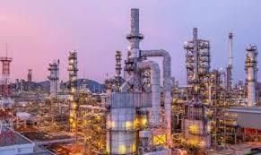 وزارة الطاقة السعودية تؤكد سلامة مصفاة رأس تنورة وعدم تأثر الإمدادات بعد محاولة هجوم بطائرة مسيّرة