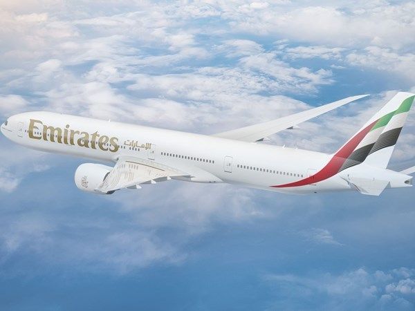 «طيران الإمارات» تستأنف عملياتها التشغيلية