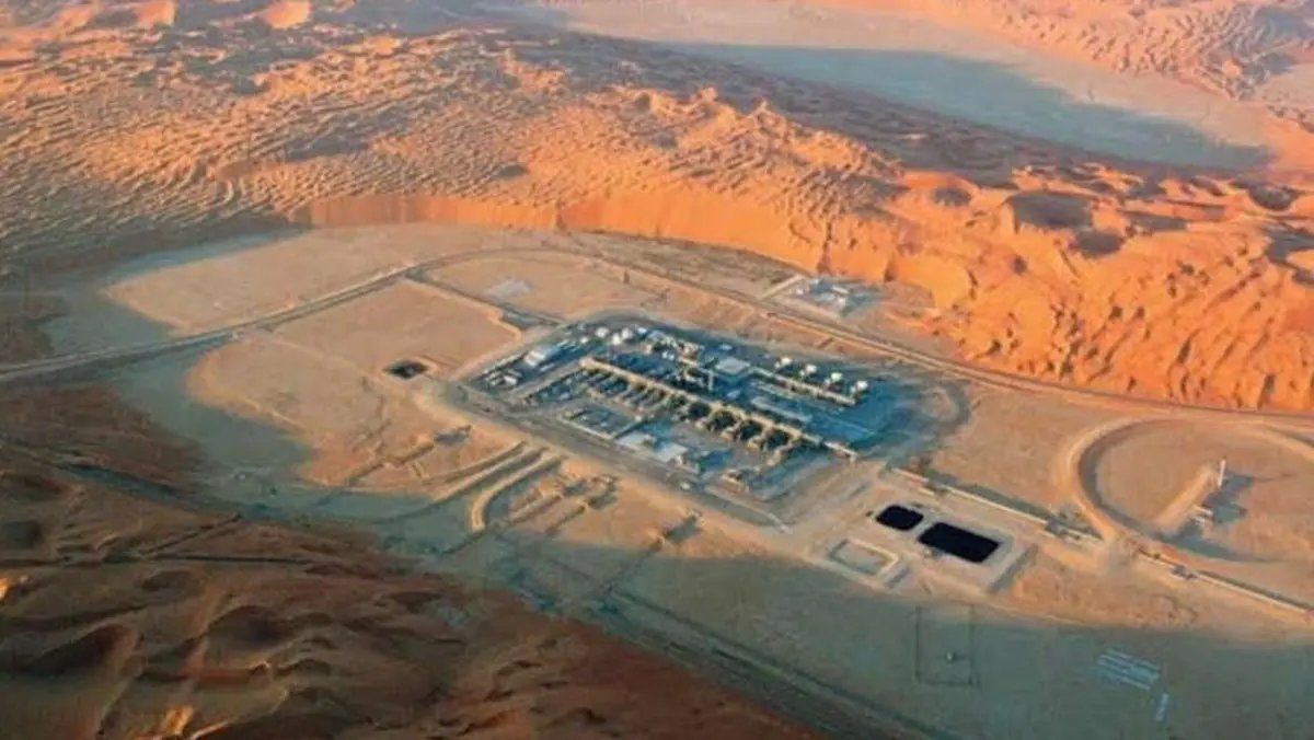 رسمياً: هجوم على حقل نفطي سعودي واغلاق اكبر مطار سعودي