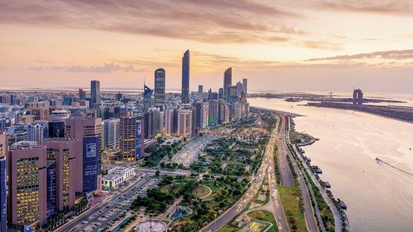 مساعد وزير الخارجية الأميركي السابق لـ «الاتحاد»: العدوان الإيراني أظهر تماسك وصمود المجتمعات الخليجية