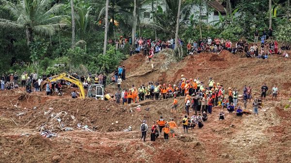 فيضانات مفاجئة في بالي الإندونيسية تخلف ضحايا ومفقودين