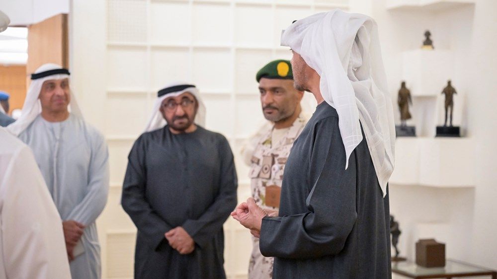 رئيس الدولة يزور وزارة الدفاع