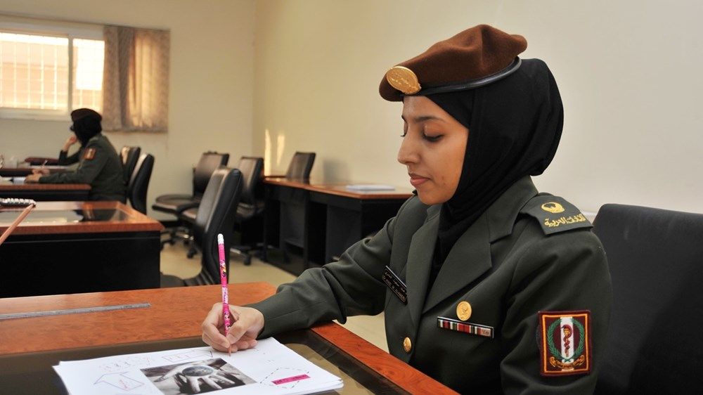 في «يوم المرأة العالمي».. الإمارات نموذج رائد في التوازن بين الجنسين