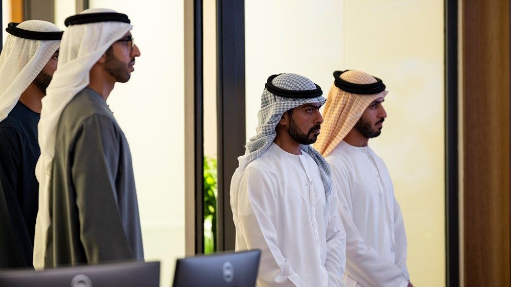 خالد بن محمد بن زايد يتفقد منظومة الجاهزية والاستجابة للطوارئ في مركز قيادة العمليات الطبية الموحدة في أبوظبي