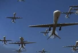 شاهد بالفيديو.. مسيرات الجيش تضرب مدينة نيالا وتكبد المليشيا خسائر فادحة