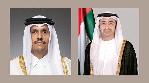 عبدالله بن زايد يتلقى خلال اتصال هاتفي تعازي رئيس مجلس الوزراء وزير الخارجية القطري في استشهاد اثنين من منتسبي القوات المسلحة