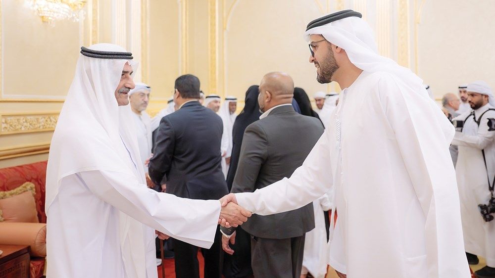 حاكما عجمان والفجيرة يستقبلان المهنئين بشهر رمضان المبارك