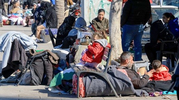 لبنان.. نصف مليون نازح خلال أسبوع من الحرب