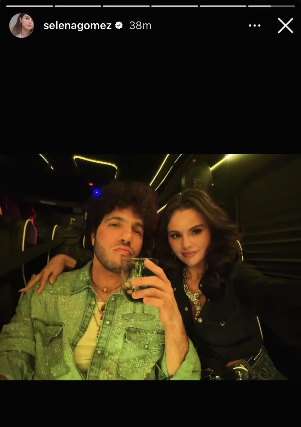 بالصور: أجواء خاصة تجمع سيلينا غوميز بزوجها في احتفال لافت